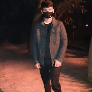 Meet your Posher, Santosh